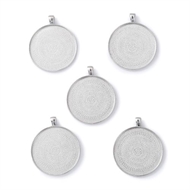 10 metal medaljoner. 51 x 4,3 x 2 mm